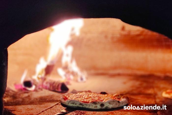 Vendita Ristoranti VENDESI STORICA PIZZERIA RISTORANTE – ANCONA a Ancona (AN)